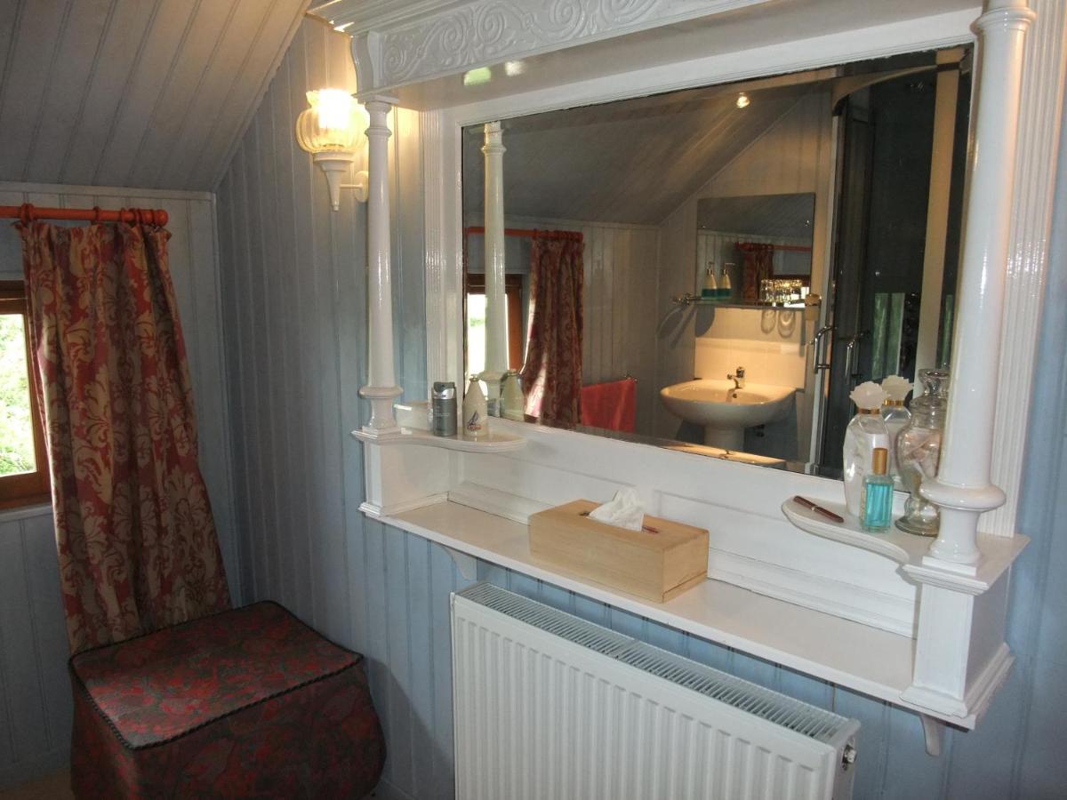 Chambres d'hôtes La Loge Sagrolle Urciers Extérieur photo