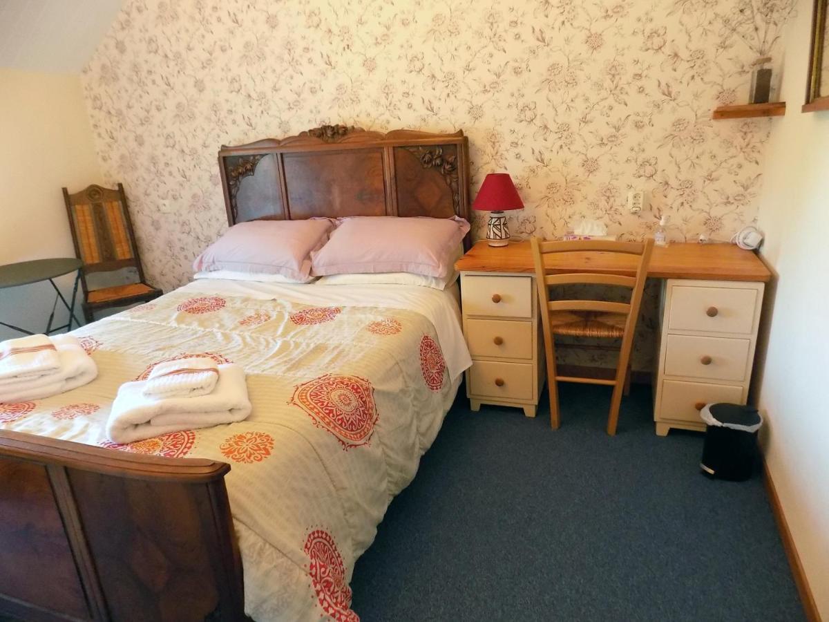 Chambres d'hôtes La Loge Sagrolle Urciers Extérieur photo