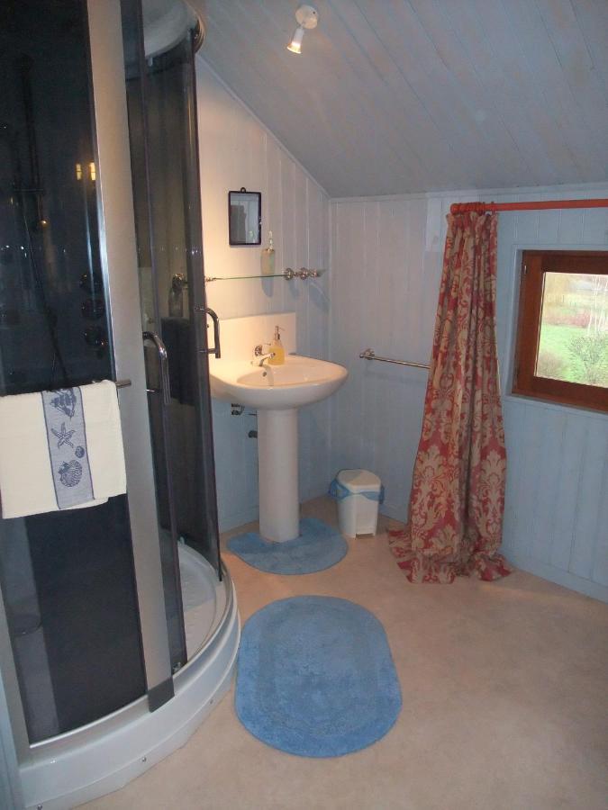 Chambres d'hôtes La Loge Sagrolle Urciers Extérieur photo